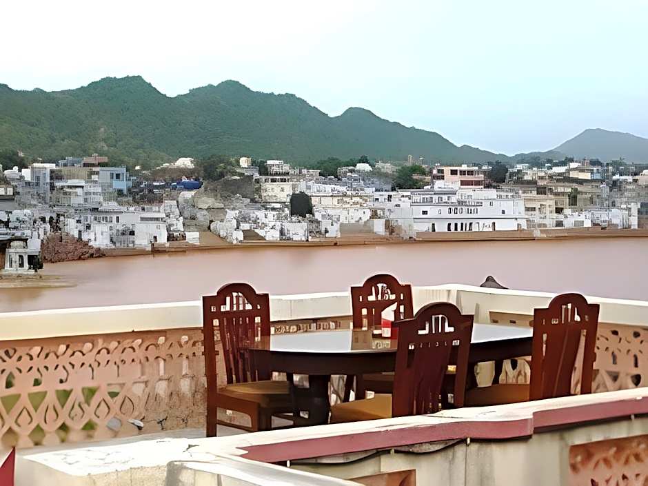 Pushkar Lake Palace – Pushkar, GA