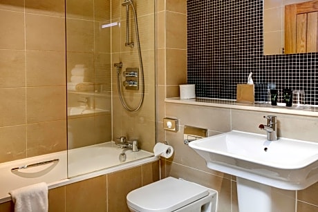 Executive Queen Room