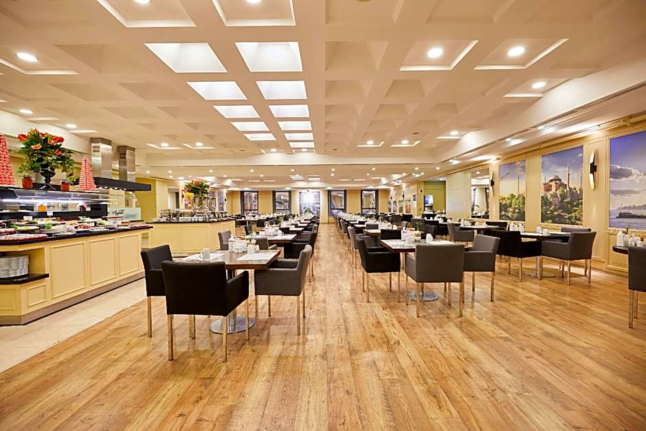 Dedeman Istanbul Hotel