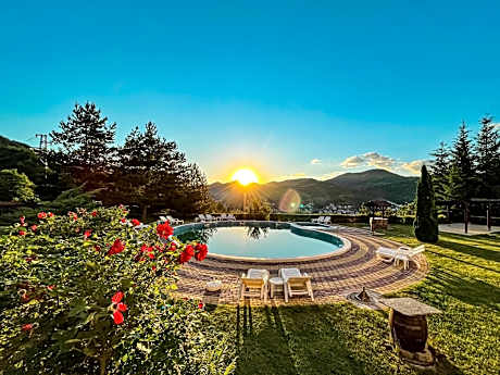 Хотел Кючуковата Къща