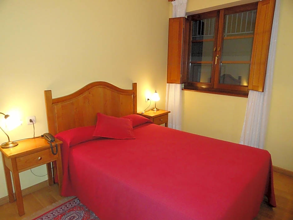 Hotel Restaurante Casa Petronila