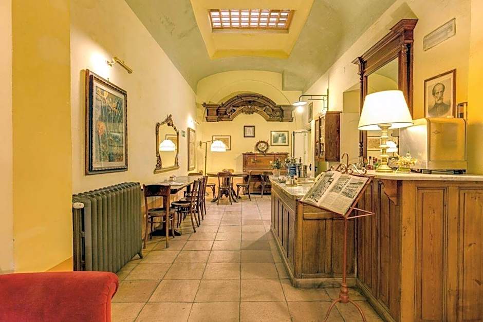 Hotel Azzi