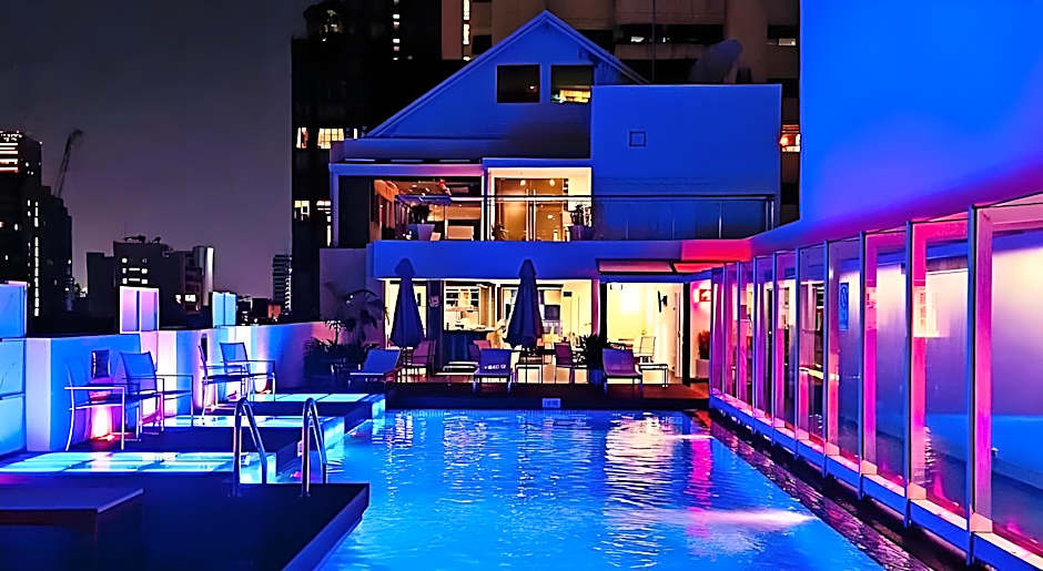 Night Hotel Bangkok - Sukhumvit 15 