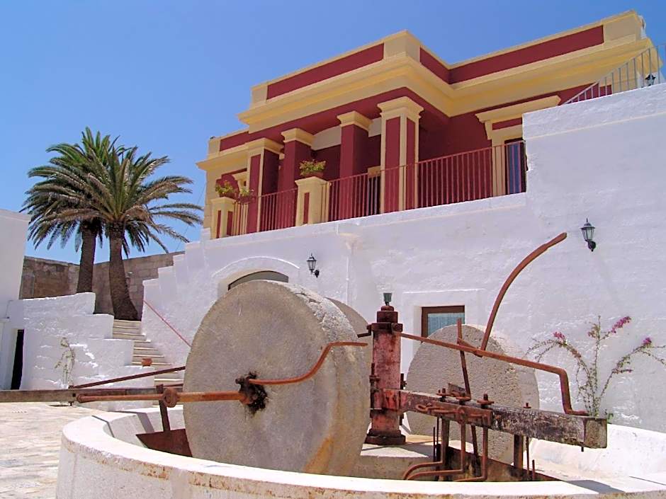 Hotel Masseria Fortificata Donnaloia