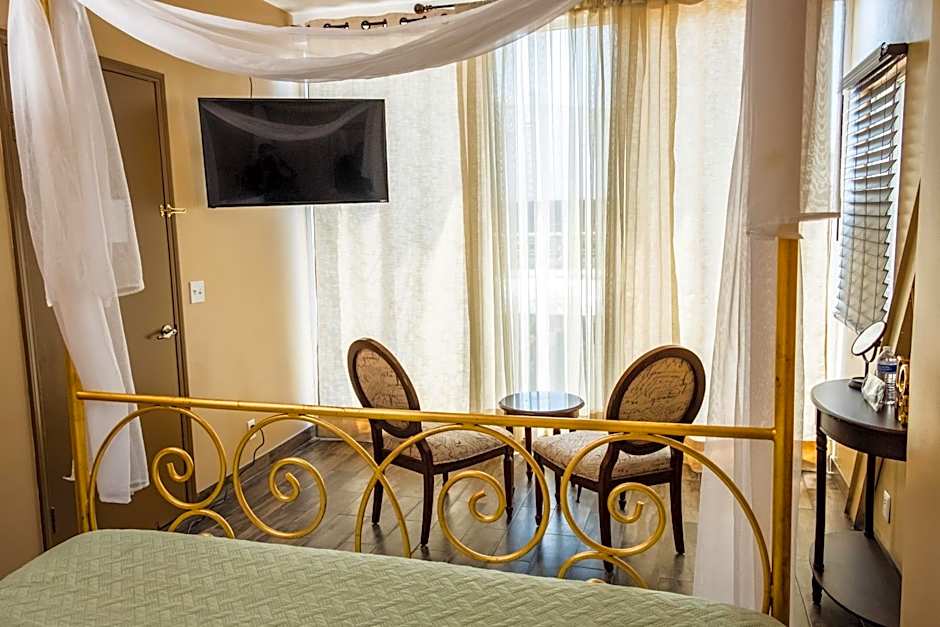 Hotel Revolución
