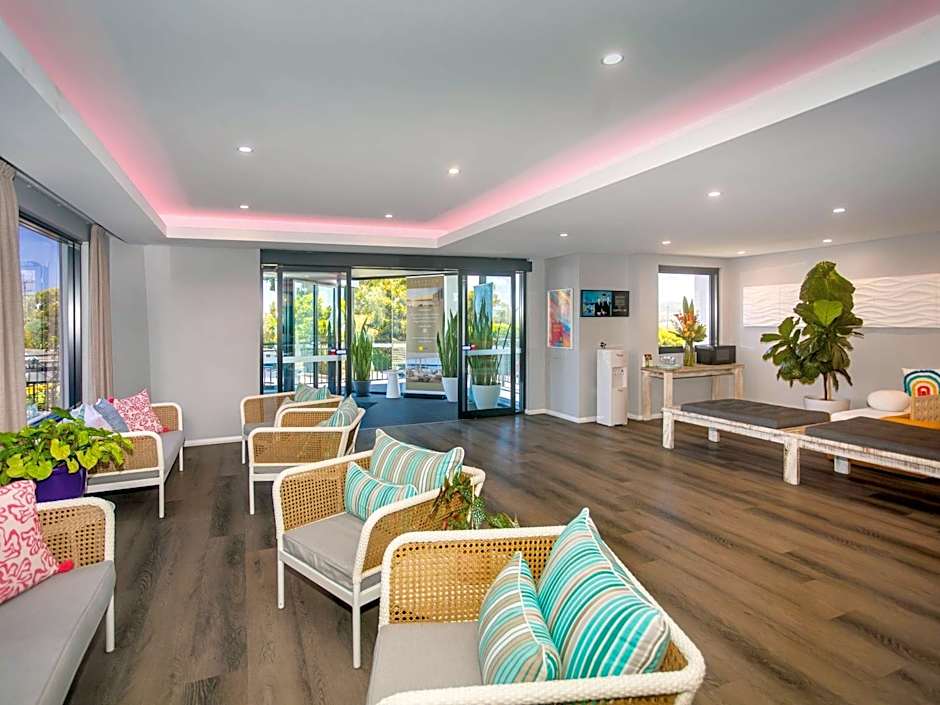 Ibis Styles The Entrance