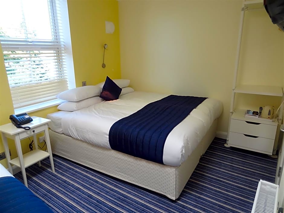 Photo 1 of 3 of double room-ensuite