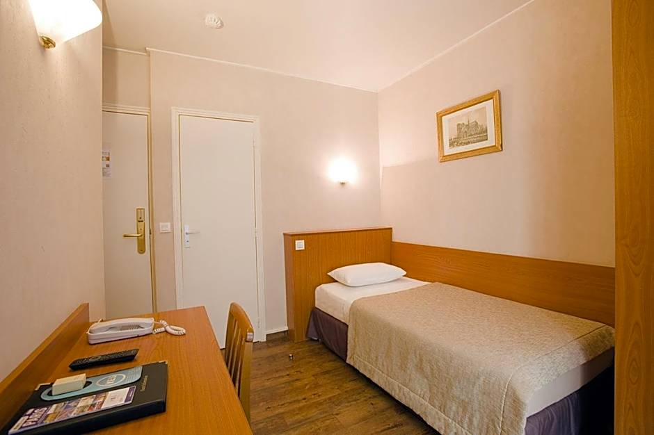 Central Hotel Paris