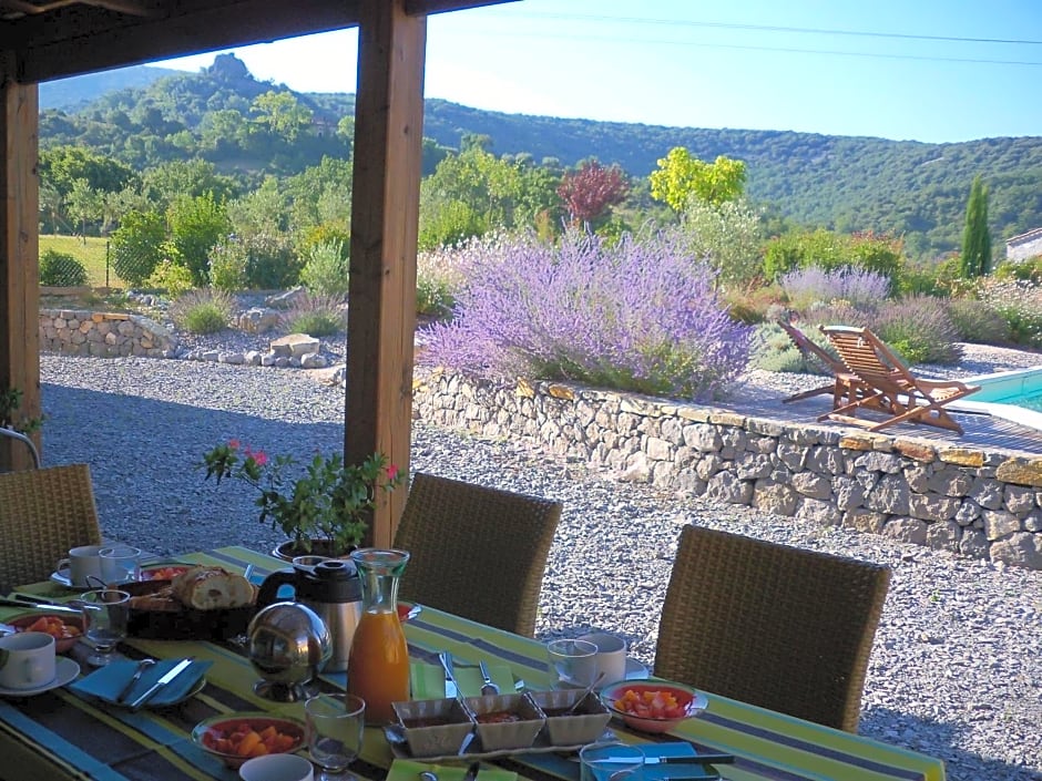 Villa Font Vive - Chambres d'h¿tes avec Cuisine et calme absolu !