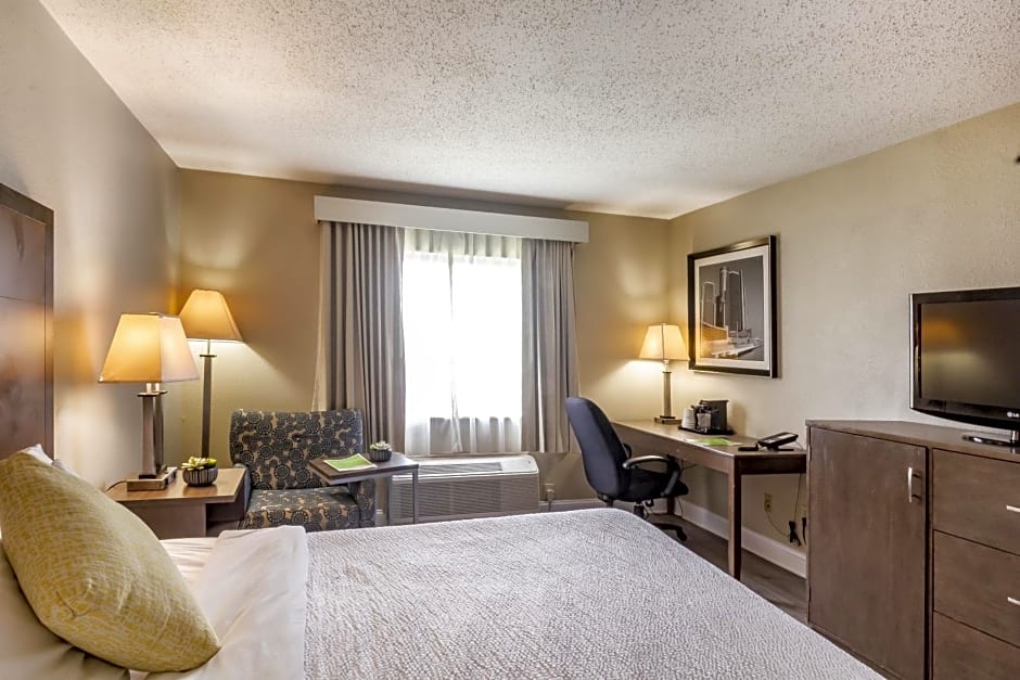 La Quinta Inn & Suites by Wyndham Richmond South