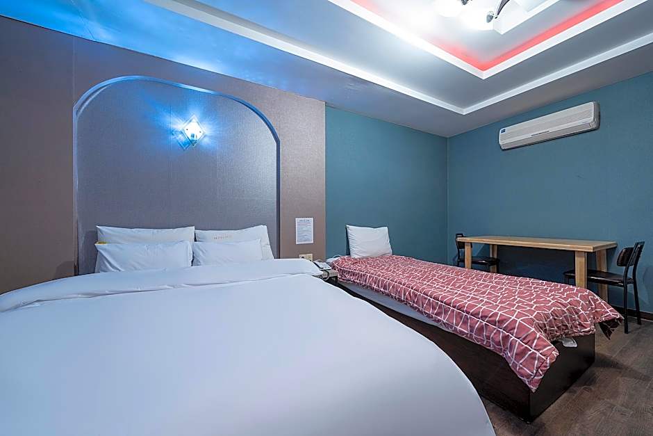 Hotel No.1