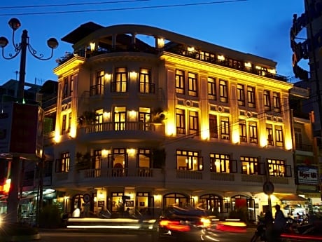 Nam Bo Boutique Hotel