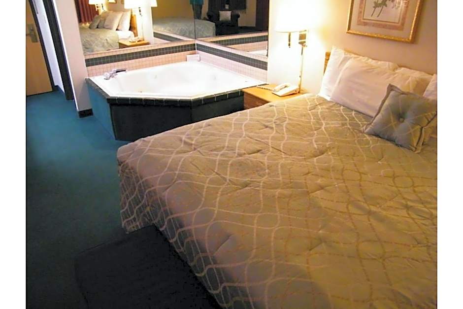 Amerihost Inn & Suites - Mexico