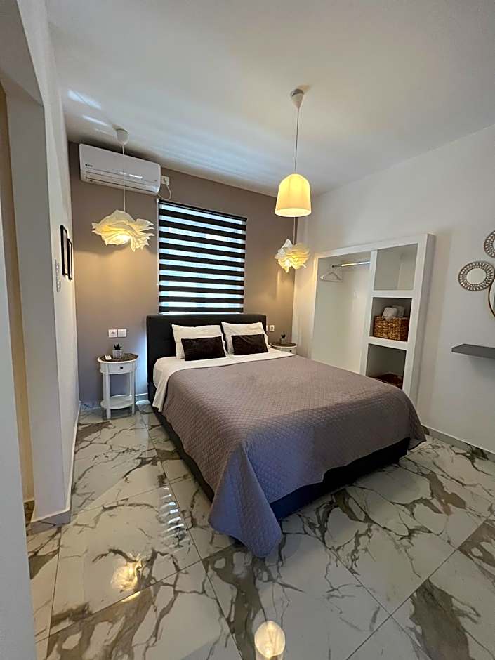 Elefsinian Mysteries Apartments