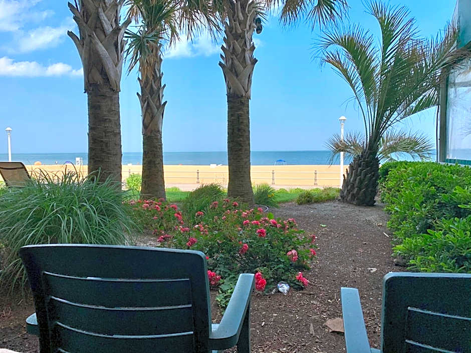 Holiday Inn & Suites Virginia Beach - North Beach By IHG