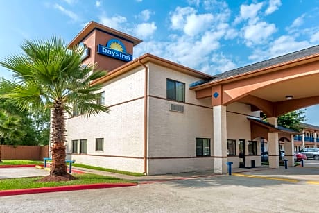 Days Inn by Wyndham Dickinson TX