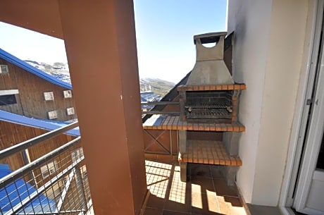 APARTMENT (6 PEOPLE)