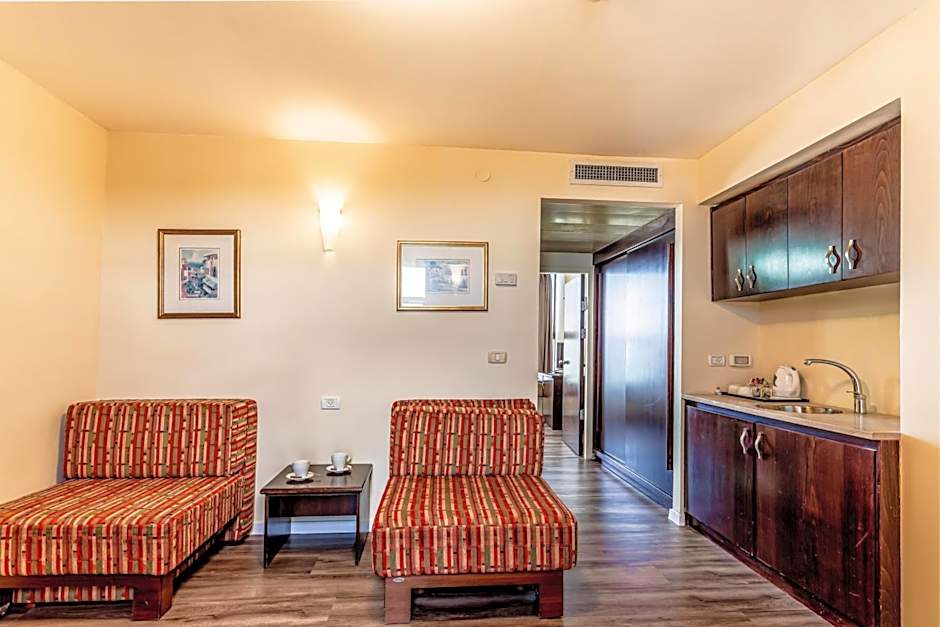 Photo 1 of 6 of Junior Suite