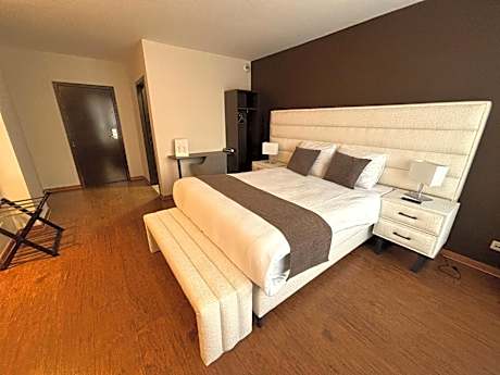 Escale Hotel