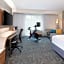 Courtyard by Marriott Atlanta Alpharetta/Avalon Area
