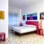 Lia Art Hotel