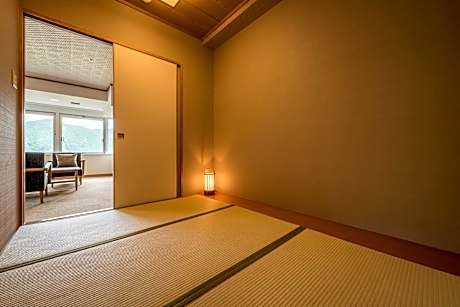 Superior Room with Tatami Area - Non-Smoking