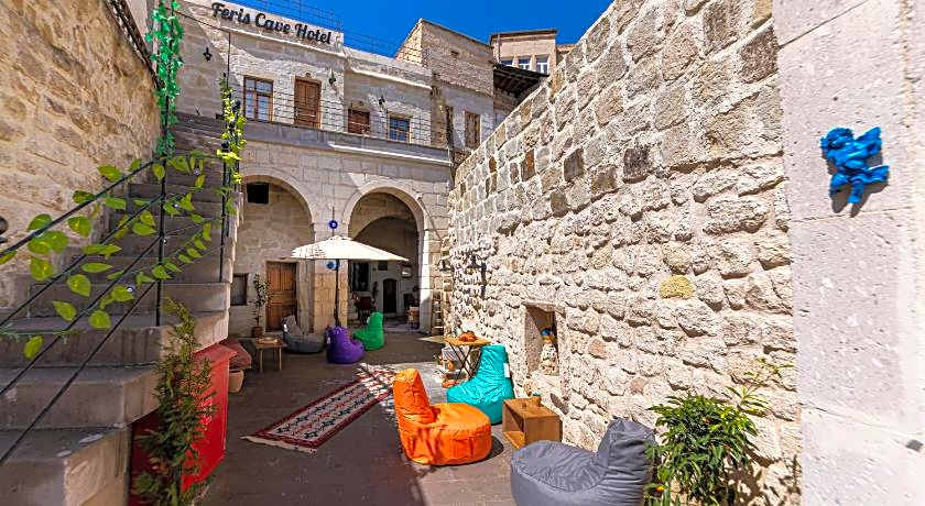 Feris Cave Hotel