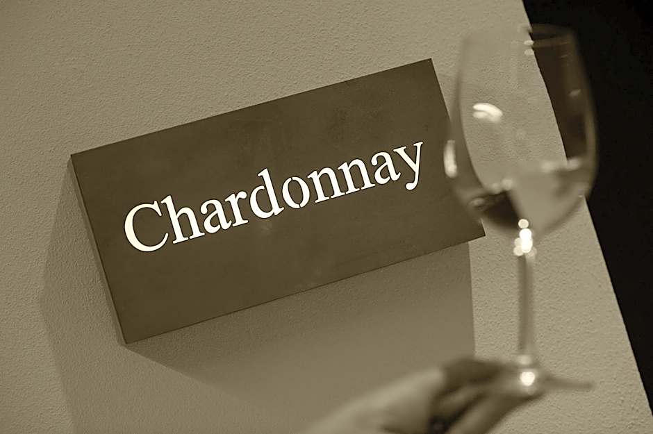 Haus Gregori Modern & Central Stay in Vineyard with Rooftop & Served Breakfast