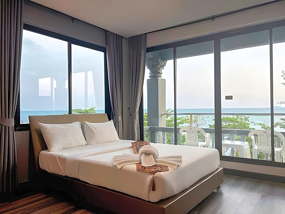 Pimpimarn Beach Hotel