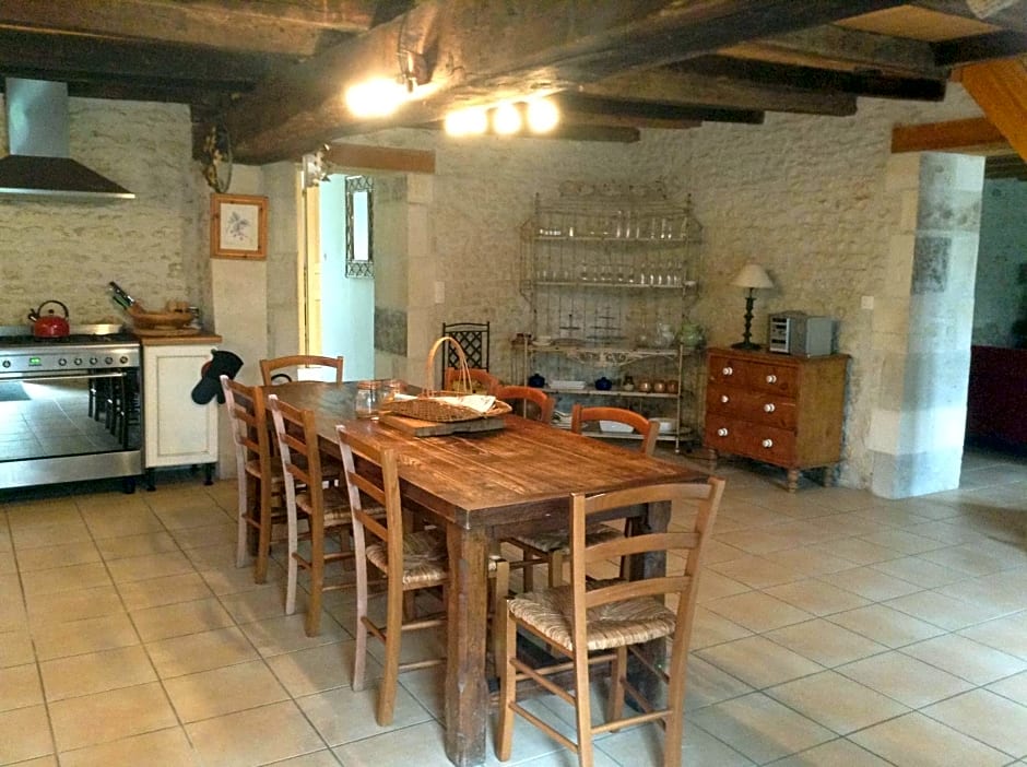 Gite du Calme 3 Star Bed & Breakfast Cognac