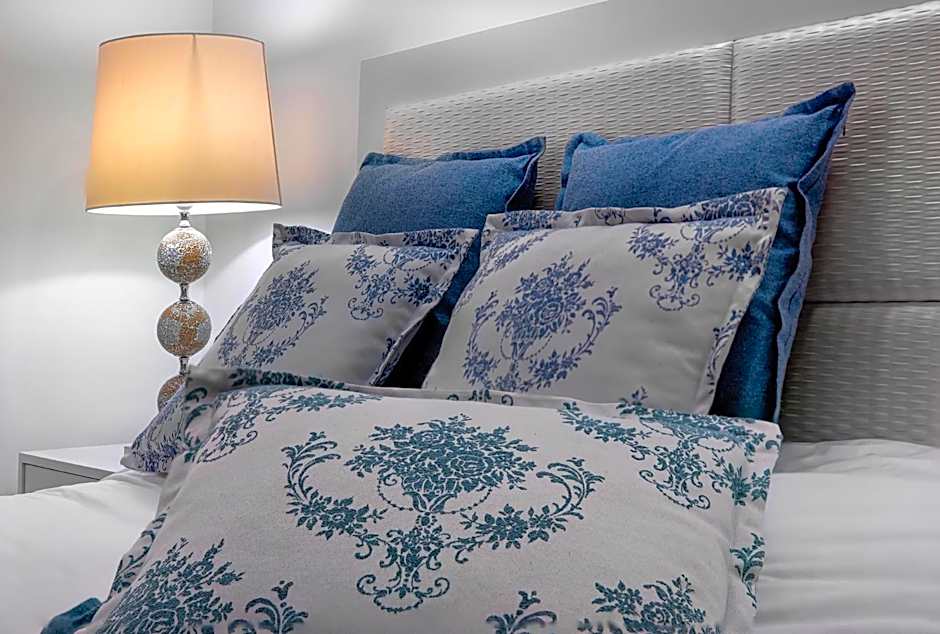 Ilheu 25 Peniche House