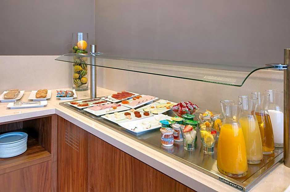 Hotel Vigo Los Galeones Affiliated by Melia