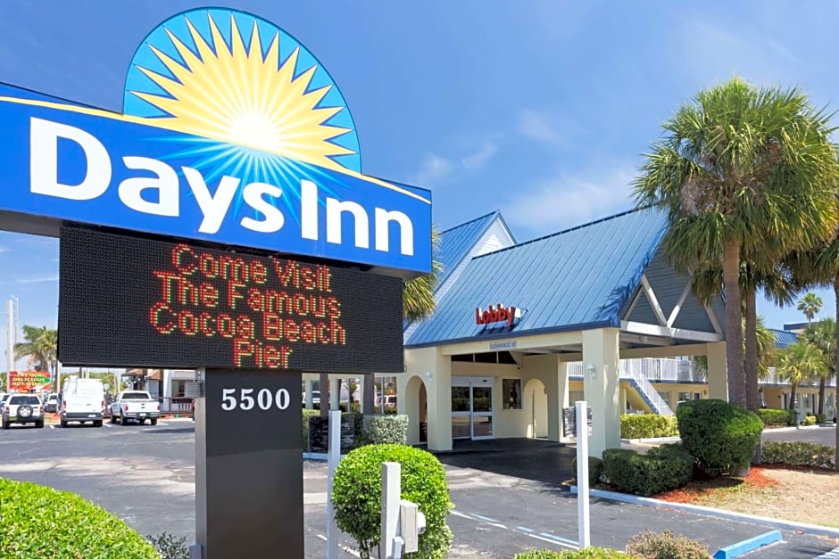 Days Inn by Wyndham Cocoa Beach Port Canaveral