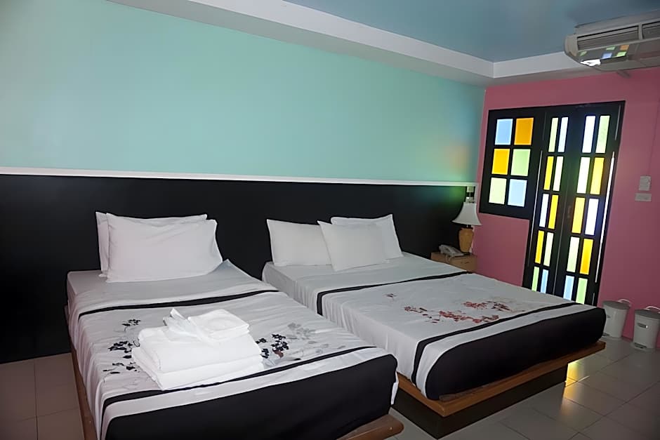 Bangkok Travel Suites Hotel