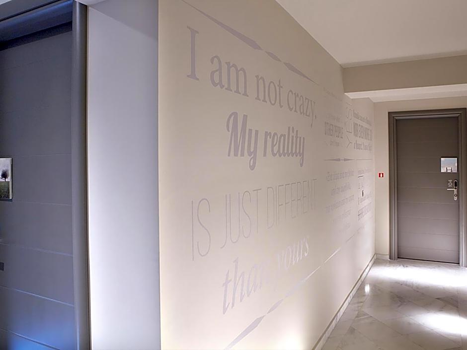 Apollon Library Suites