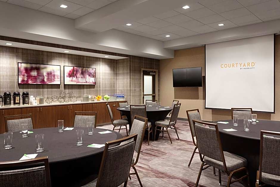 Courtyard by Marriott Winter Haven