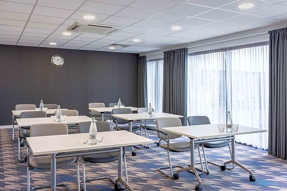 Hampton by Hilton Humberside Airport