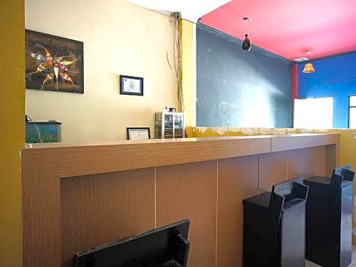 OYO 2886 Her Mandiri Guest House