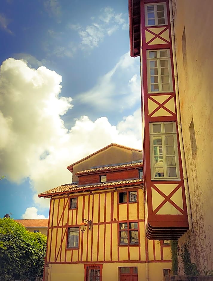 Maison d'hôtes City Break MIRADOUR