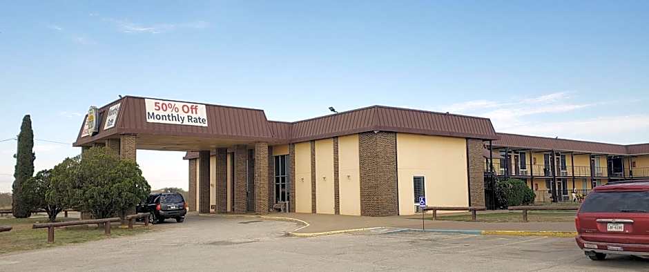 West Texas Inn & Suites with Kitchenette