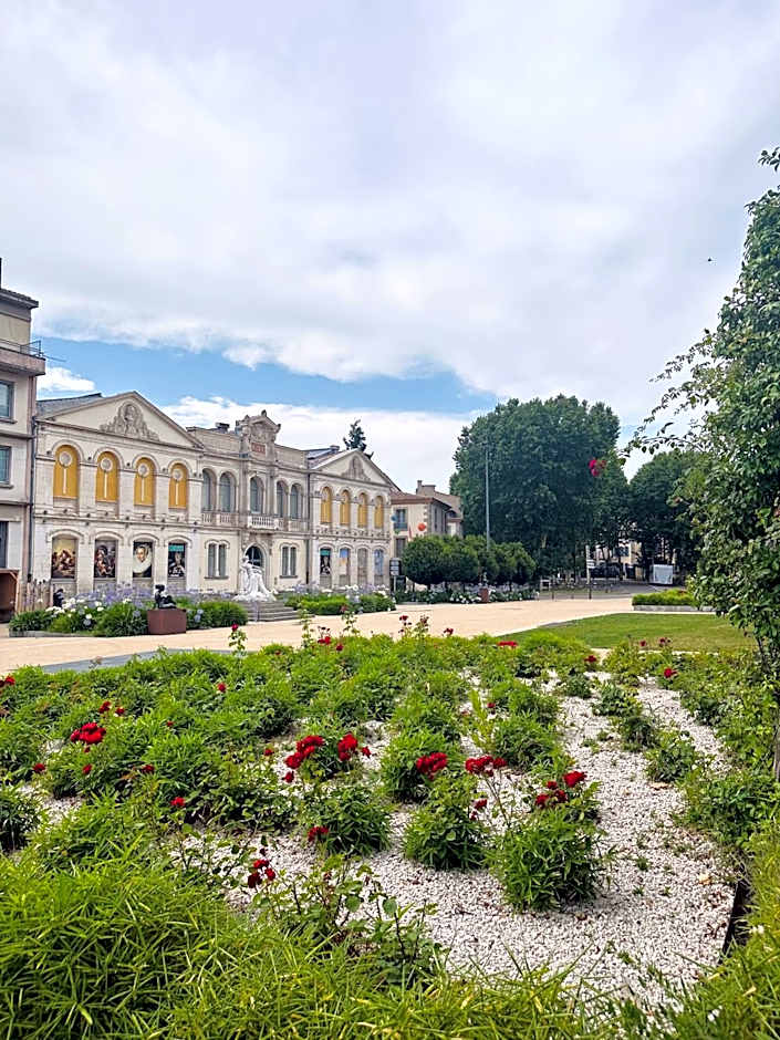 Rooftop Face à la Cité 'RFC'