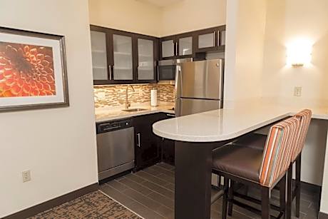 One-Bedroom Suite with Two Queen Beds