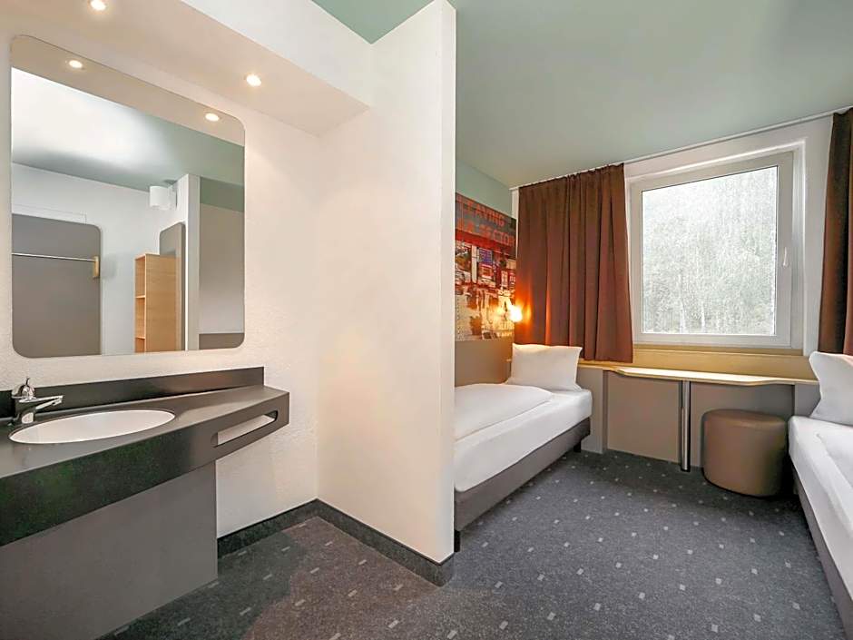 B&B Hotel Berlin-Dreilinden