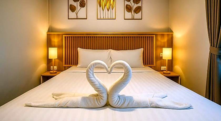 Eclipse Hostel and Bar