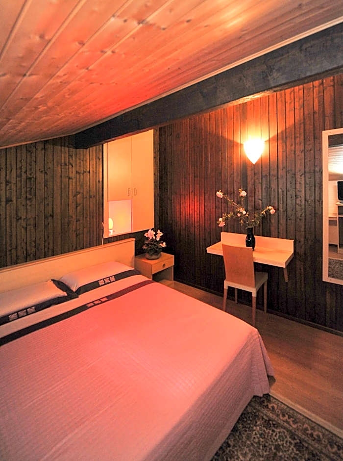 Hotel Ristorante Grotto Serta