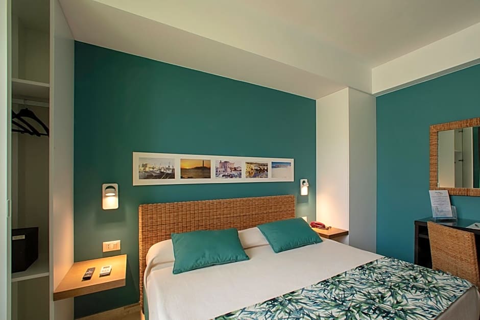 Photo 1 sur 9 de 1 Double Bed or 2 Beds