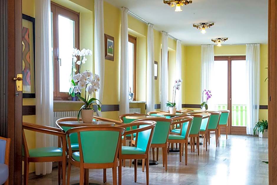 Hotel Costaverde "ai Roni"