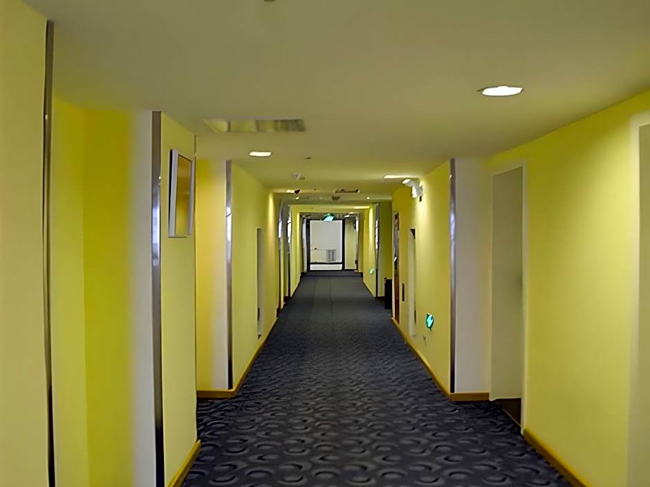 7 Days Inn Urumqi Yan'an Road Xinjiang University