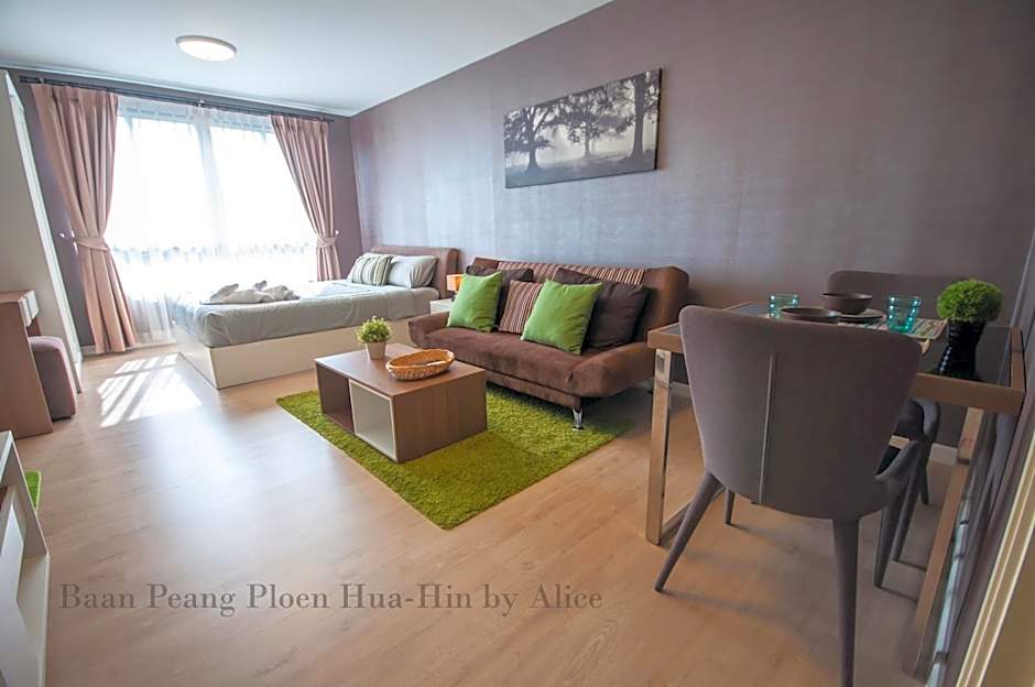 Baan Peang Ploen Huahin by Alice