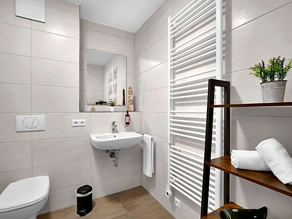 INhome Studio Apartment - Küche - Parken - TV